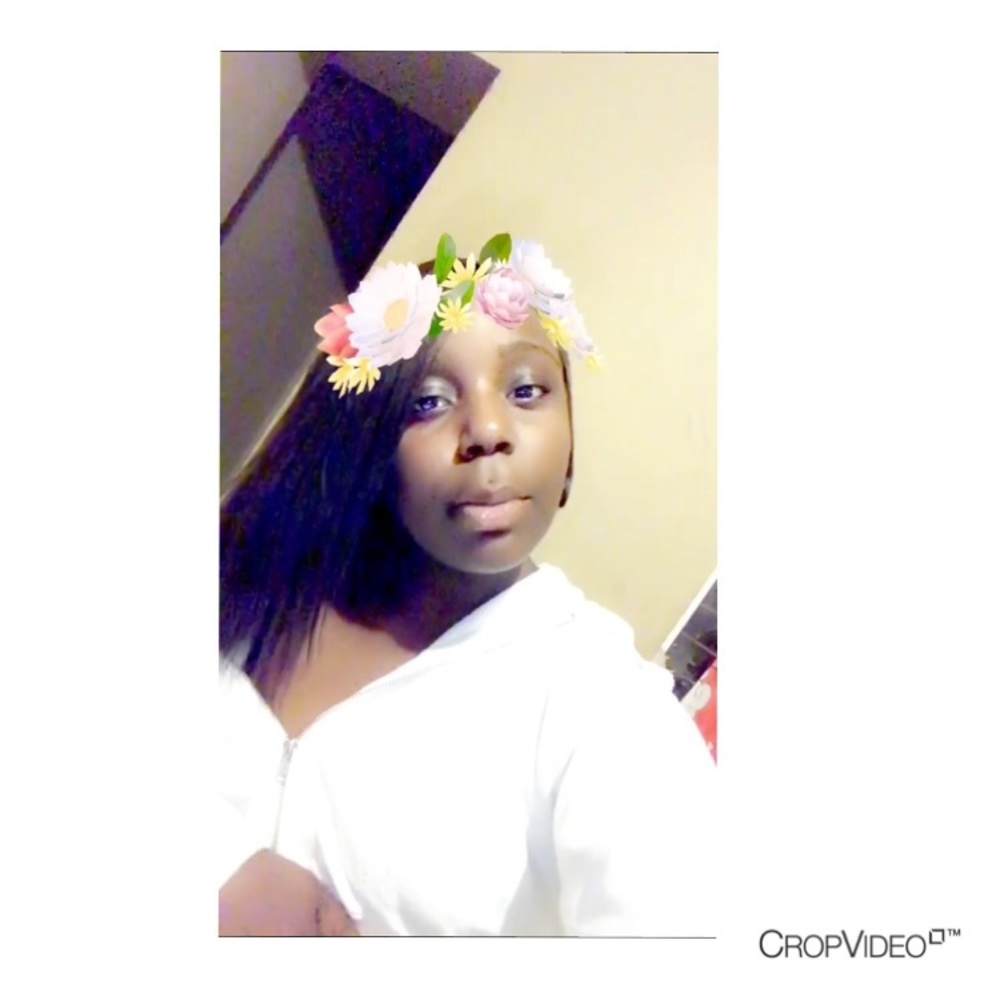 Meet your Posher, Dyonnaa